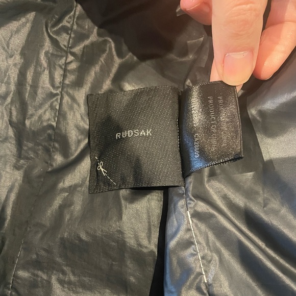 RUDSAK MAXI DOWN COAT WITH LEATHER DETAILS & FUR - Picture 12 of 13